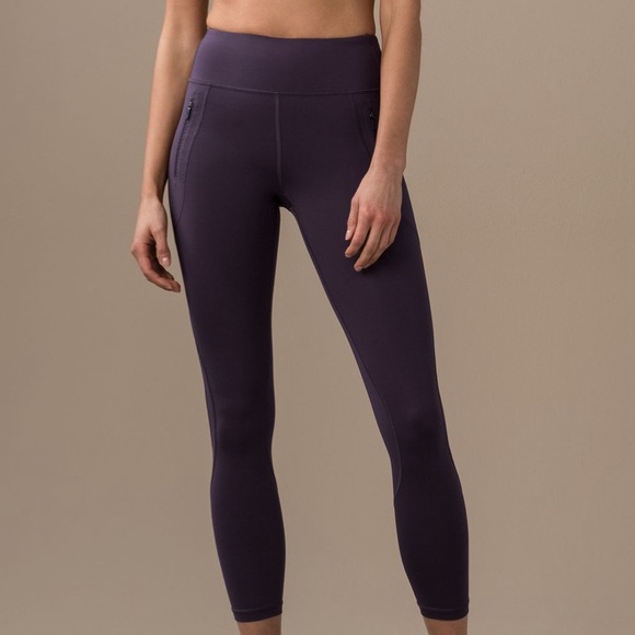 Lululemon Invigorate 7/8 Tight (25") Black Currant Size 4 - Picture 3 of 10
